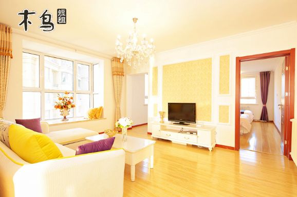 乘坐出租车约13分钟;