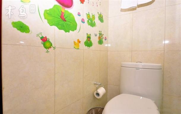 济南嘉华购物广场艺考六职专旁 商务大床房-济