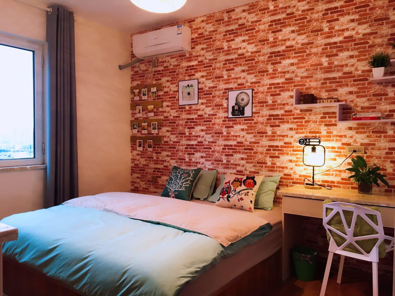 西安欧亚学院西门四居室整租