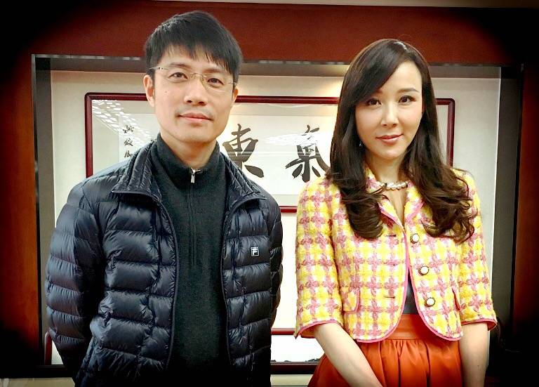 鎴戝拰钀ц敺.jpg 鎴戝拰钀ц敺.jpg