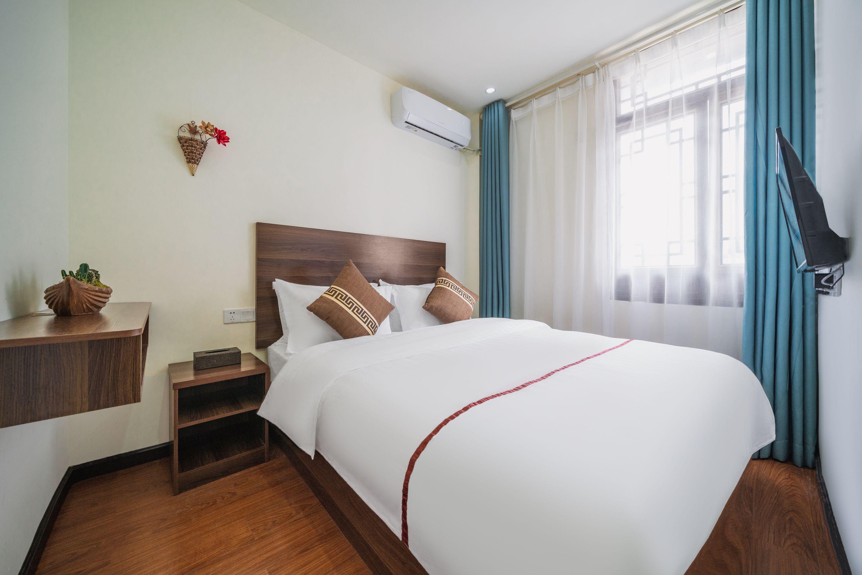 【 低价周月租限时特惠五折起、房东超热情、靠近景区、交通方便】荔波古镇·归园客栈·雅致大床房