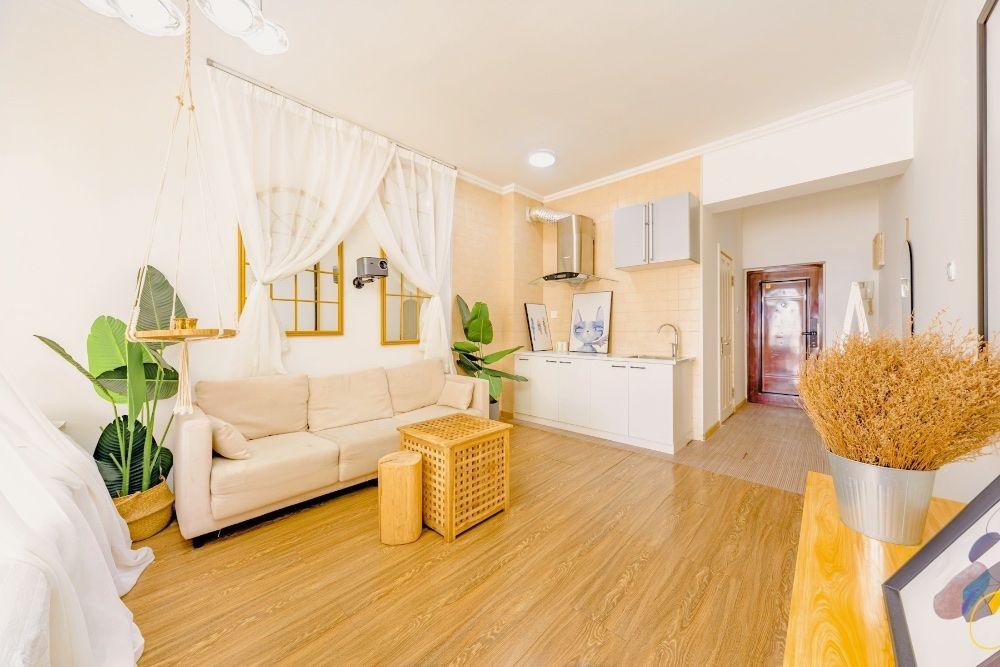 【心语】猫鱼民宿 中央大街 H3s投影 百寸幕布 一处慵懒之窝 5星床品 极速Wi-Fi 地热充足