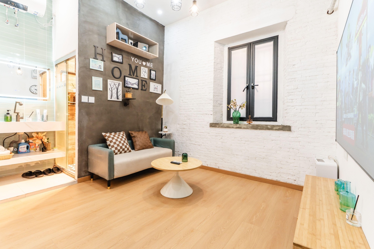 醒家民宿 陕西南路枢纽站iapm 淮海路 音乐广场 音乐学院 瑞金医院