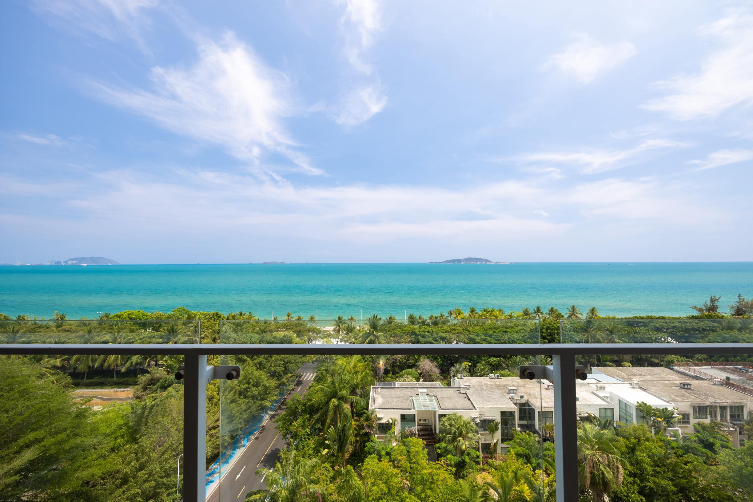 【小郑】三亚湾靠海三居·西岛·机场·天涯海角·海景阳台·泳池.亲子不同类型可供选择·高性价