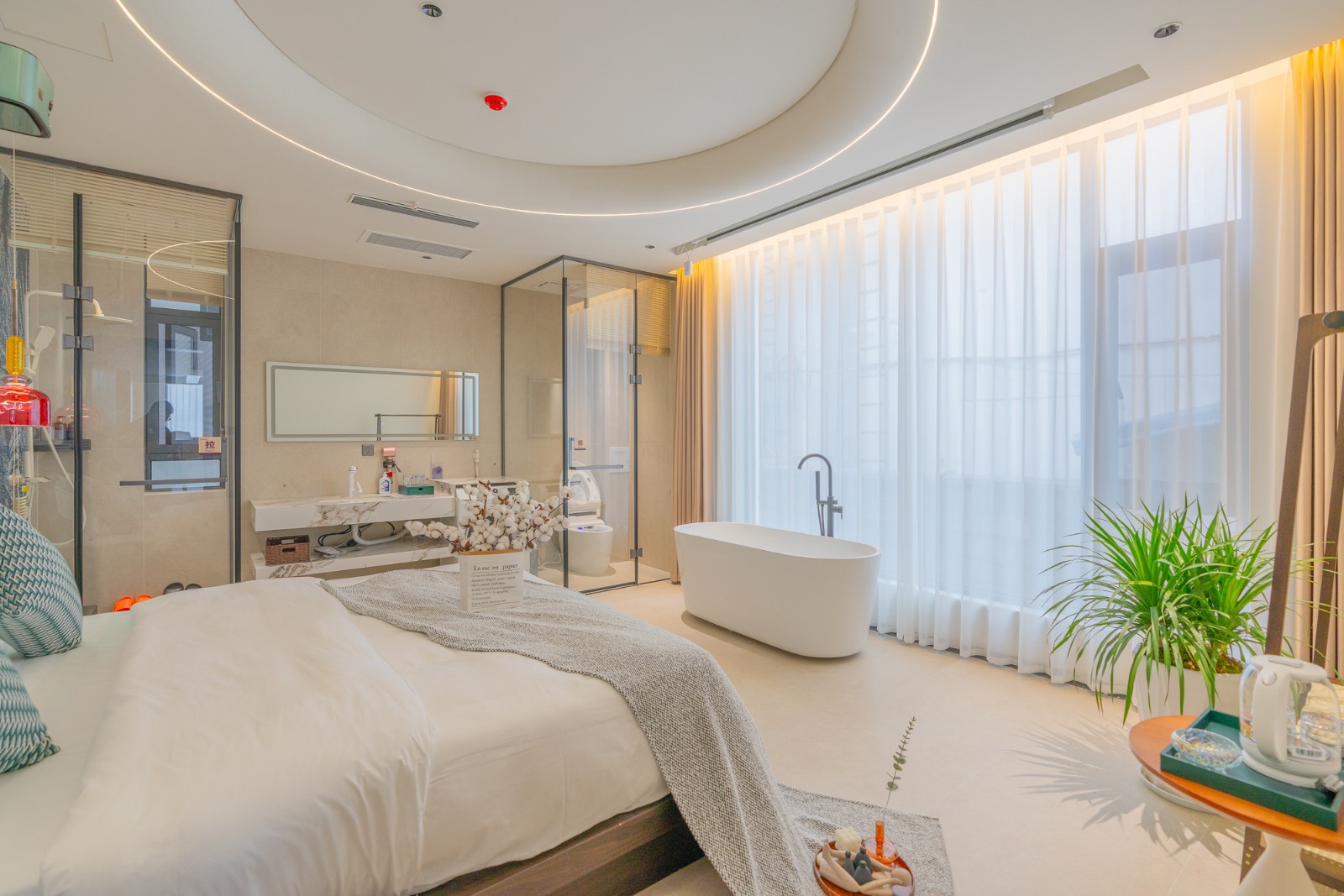 🏅️连住接机或接站🌸沐云组合房2间住4人🌸空调浴缸投影🌸门口停车方便