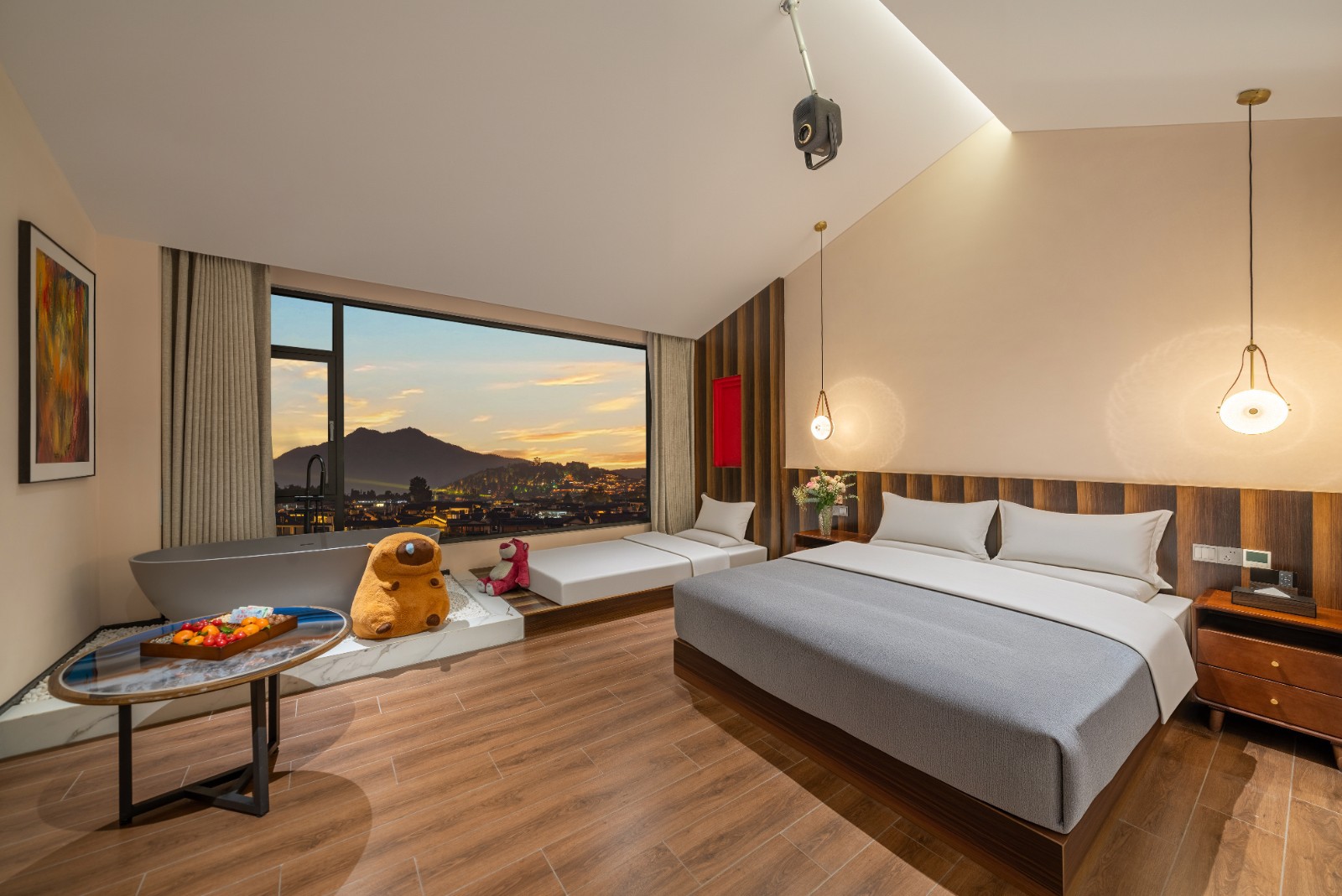 🏅️连住接机或接站🌸安舍2间5人🌸人造石浴缸空调投影🌸近忠义市场停车方便