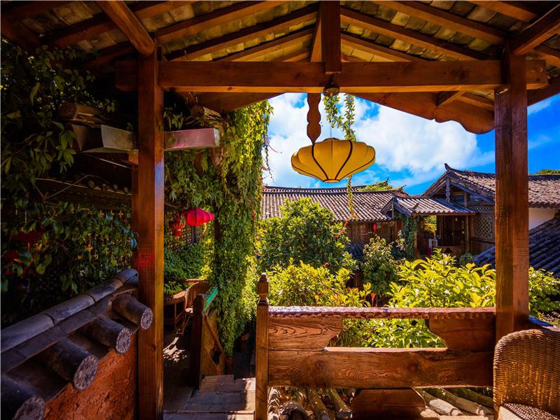 丽江古城北门●3居住6人●近四方街近酒吧街●浴缸●纳西保护民居●近停车场