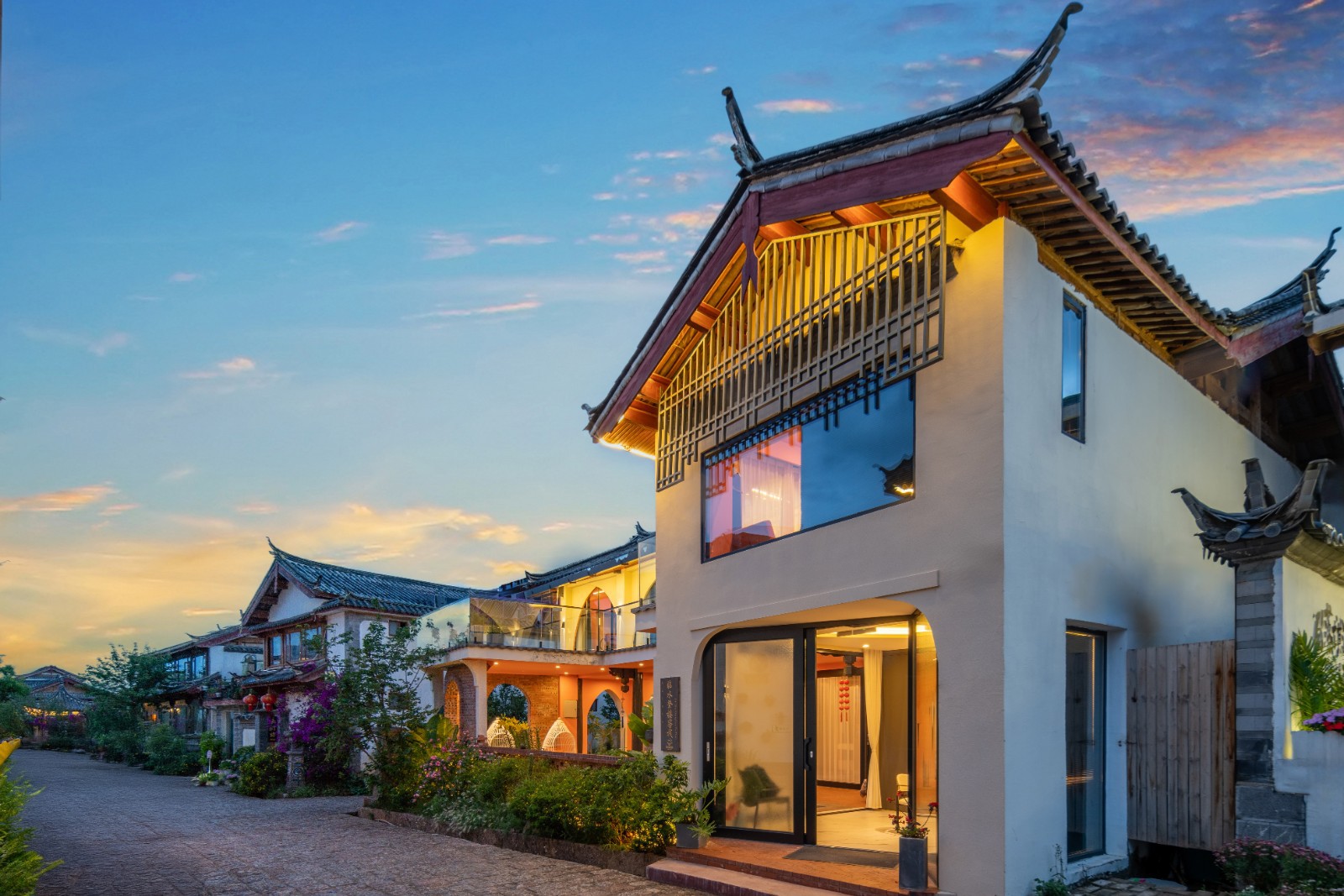 🏅️连住接机或接站🌸观景三人家庭房🌸空调浴缸投影🌸全屋智能🌸丽江古城