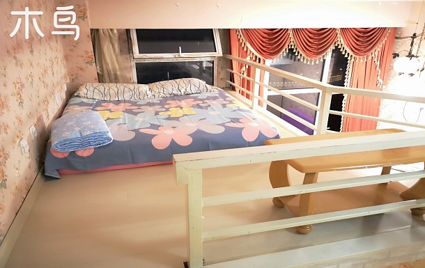 火车站附近4人－6人复式公寓房