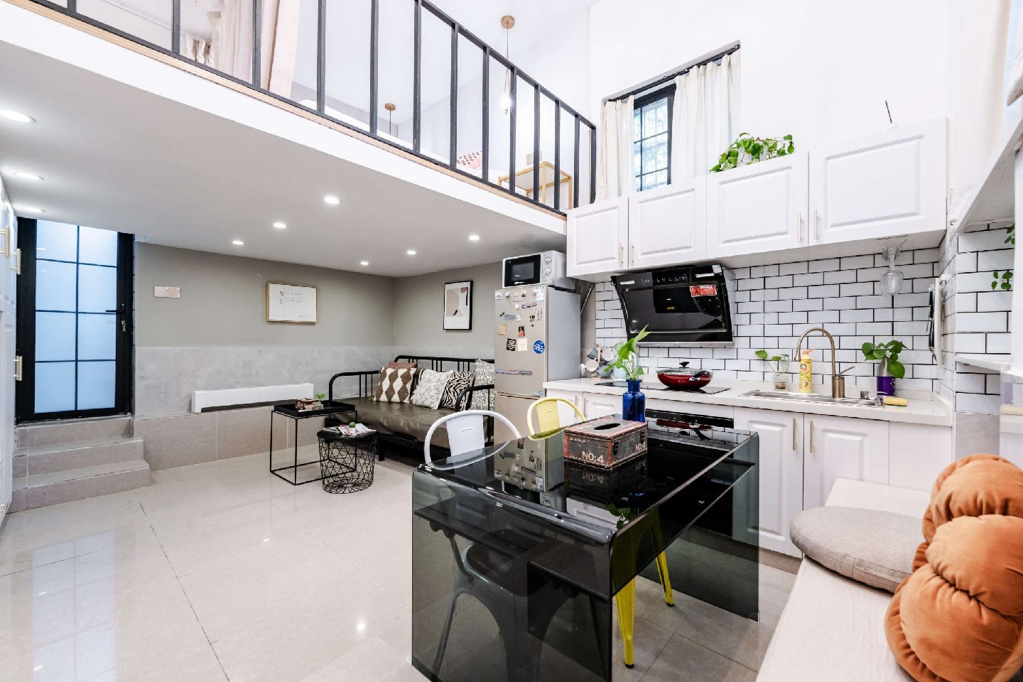 醒家民宿 襄阳南路五官科医院/loft四人/可做饭/可寄放行李