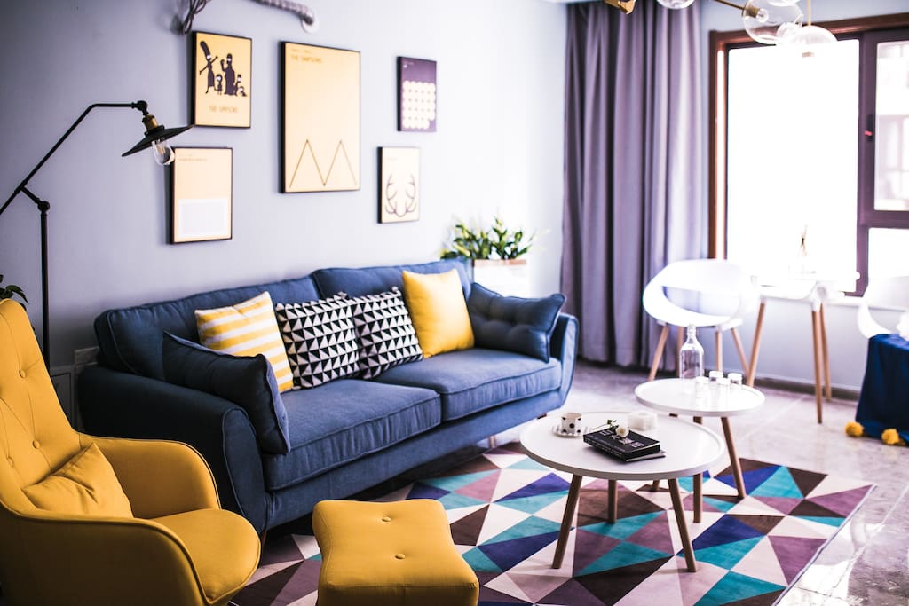 （可月付）【画家在等你】地铁口/市中心/6分钟钟鼓楼回民街