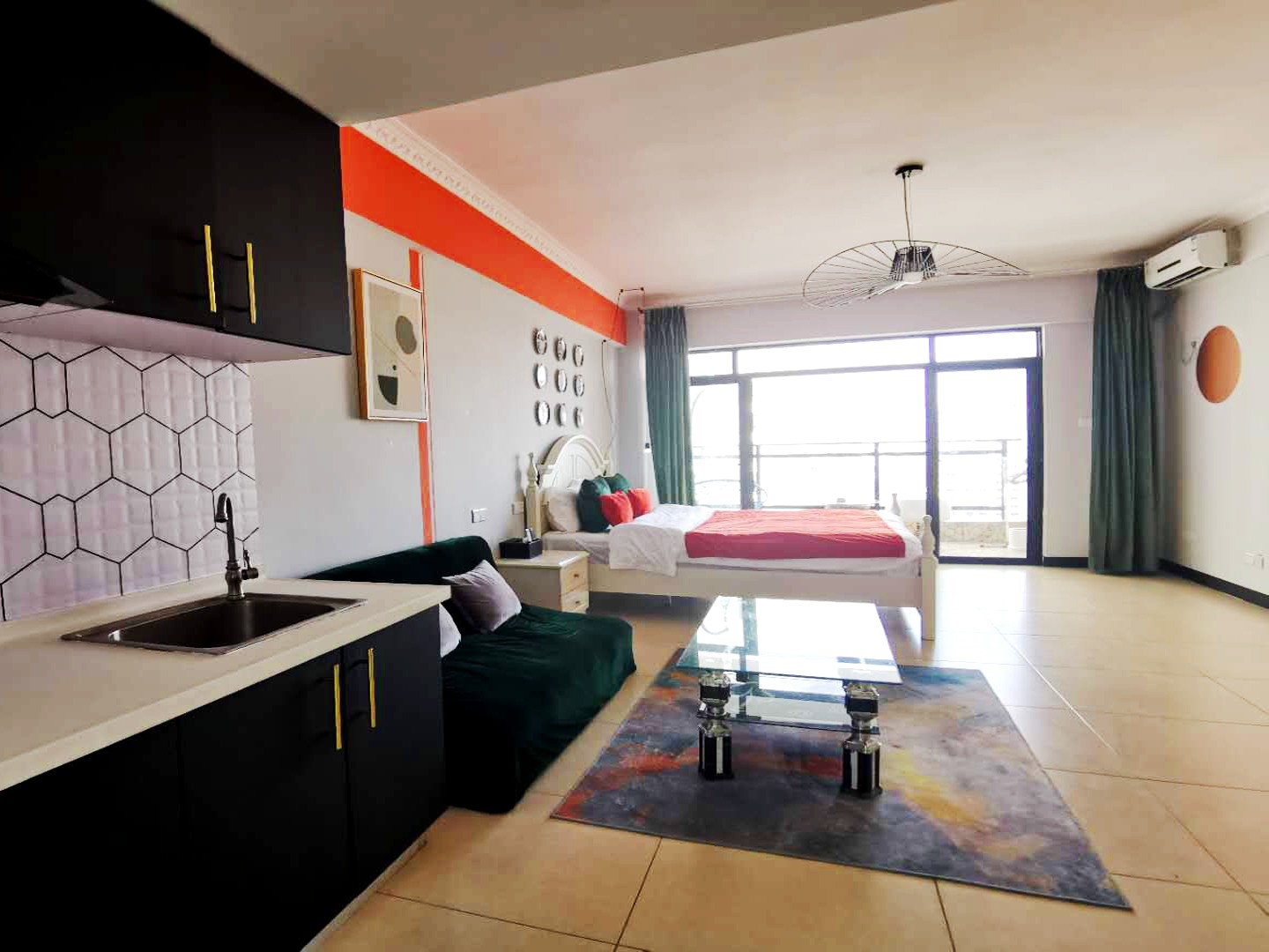 三亚湾椰梦长廊海月广场金凤凰公寓豪华海景大床（送游艇潜水）