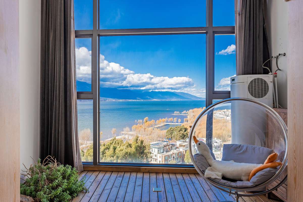 洱海龙湾跃层无死角海景loft,整面海景落地窗