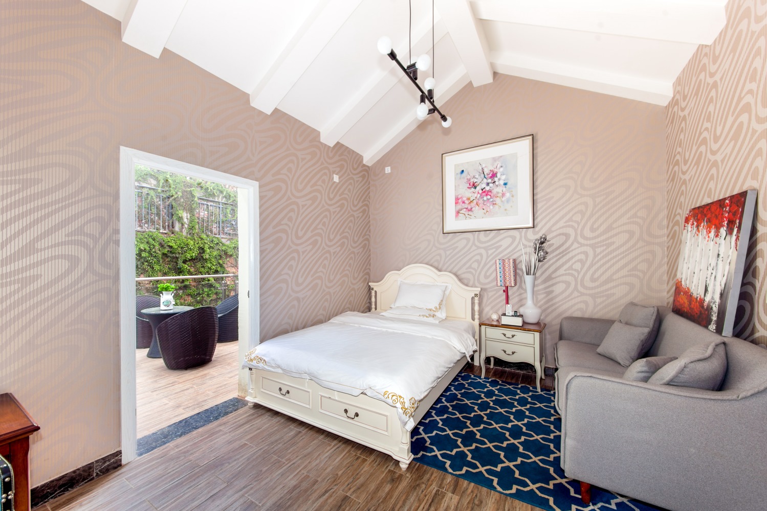 大理公馆/大理洱海边别墅非海景套房带露台好评免费接送机远眺苍山大理古城观日落