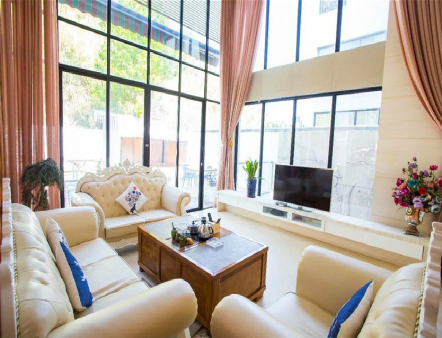 明月山溪轻欧式山景7房别墅