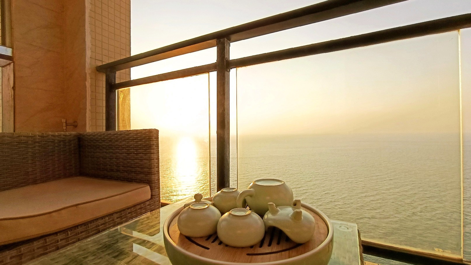 海泉湾25高层无死角观日出日落全海景房