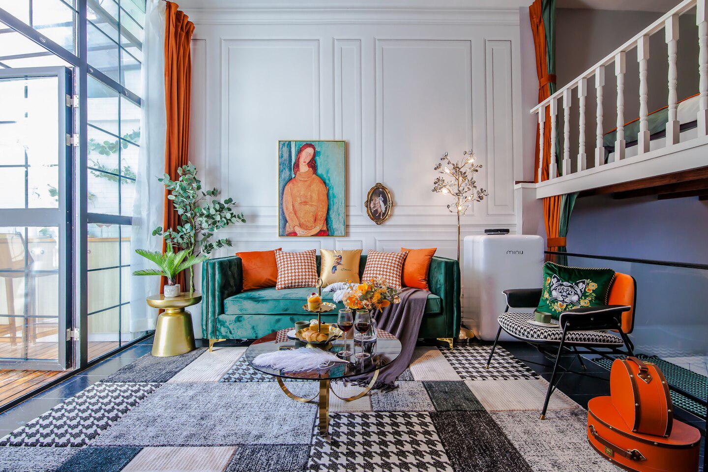 【梧桐树下】襄阳南路独门庭院两居&近五官科医院、上海音乐学院、瑞金医院