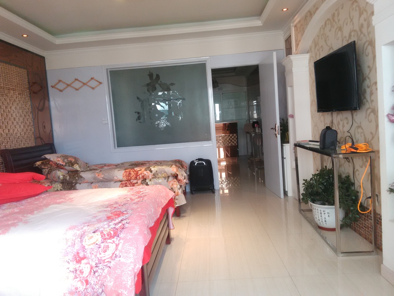 西宁雅致家庭宾馆 中心广场温馨三室房