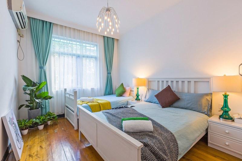 青荇断桥/可月租/步行西湖/河坊街/南山路/两房三床5人