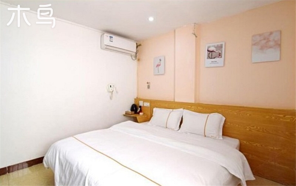 广州大学城橙子小屋公寓贝岗店标准大床房