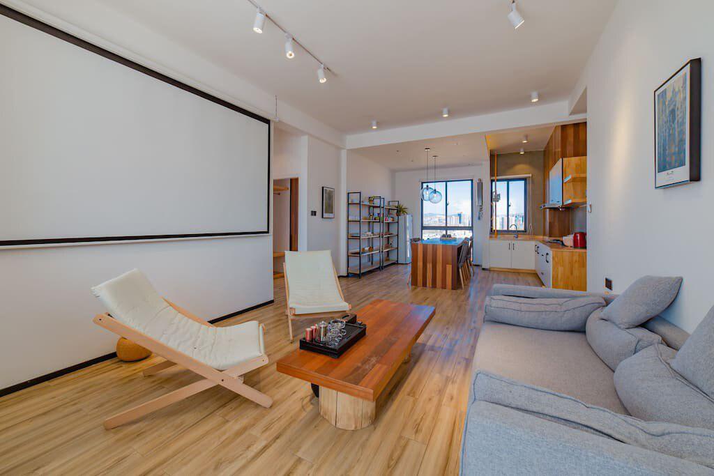 1001·【云居侧海景家庭三卧套房】三卧五床双卫带厨房茶室高清投影仪，设计感超大客厅，全自动洗衣机