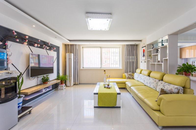 黄金海岸舒适幽雅大三居近图书馆/渔岛