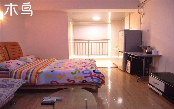 东塘温馨舒适便利的高档公寓短租