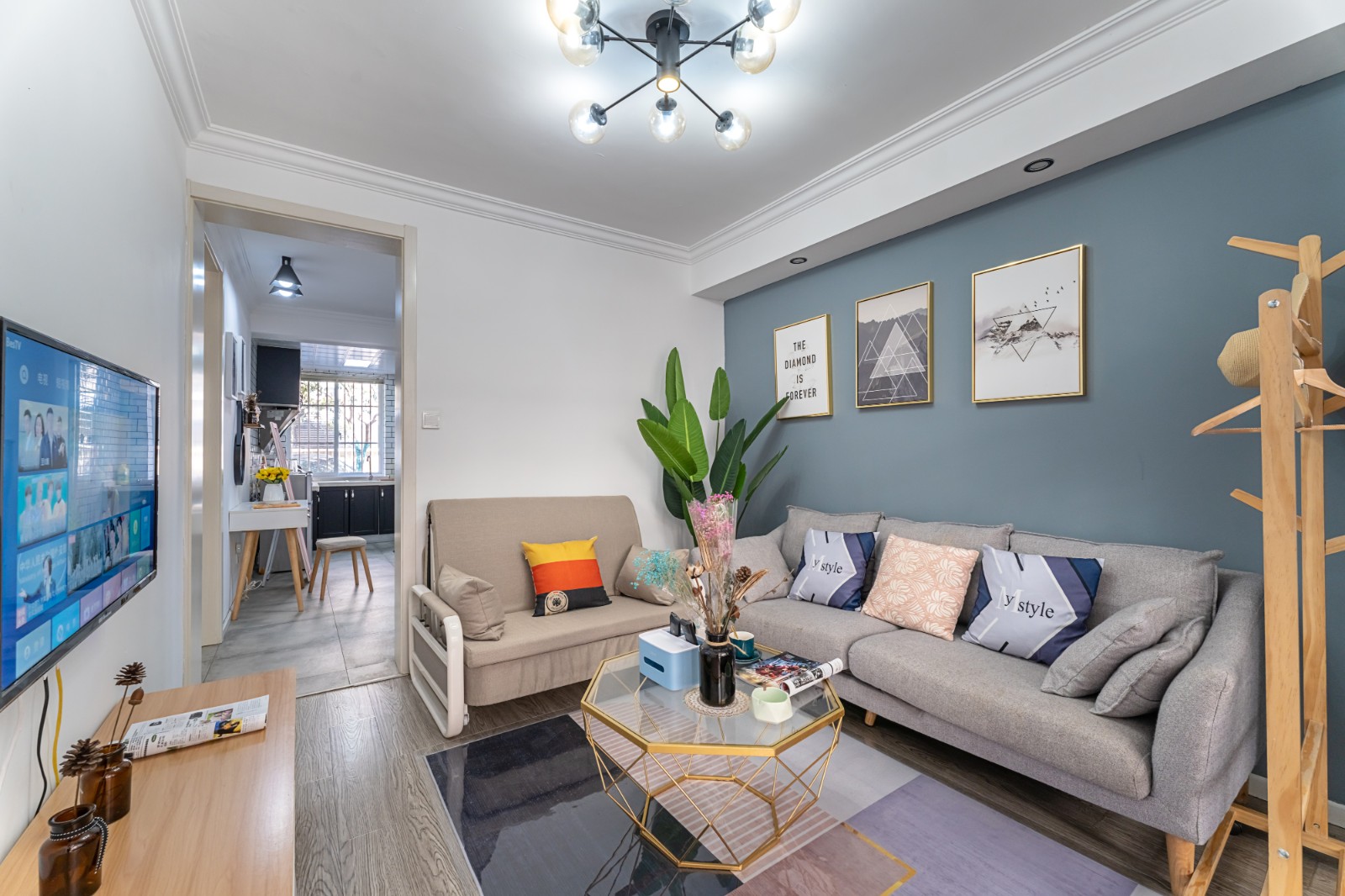 草长莺飞/可长租/定安路地铁站/西湖边/两室三大床/电视加巨幕投影/河坊街/湖滨