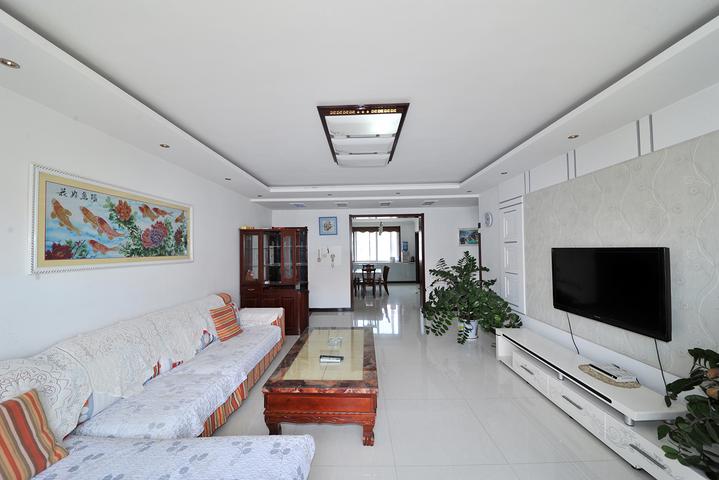 北戴河刘庄160平米精装三室两厅两卫