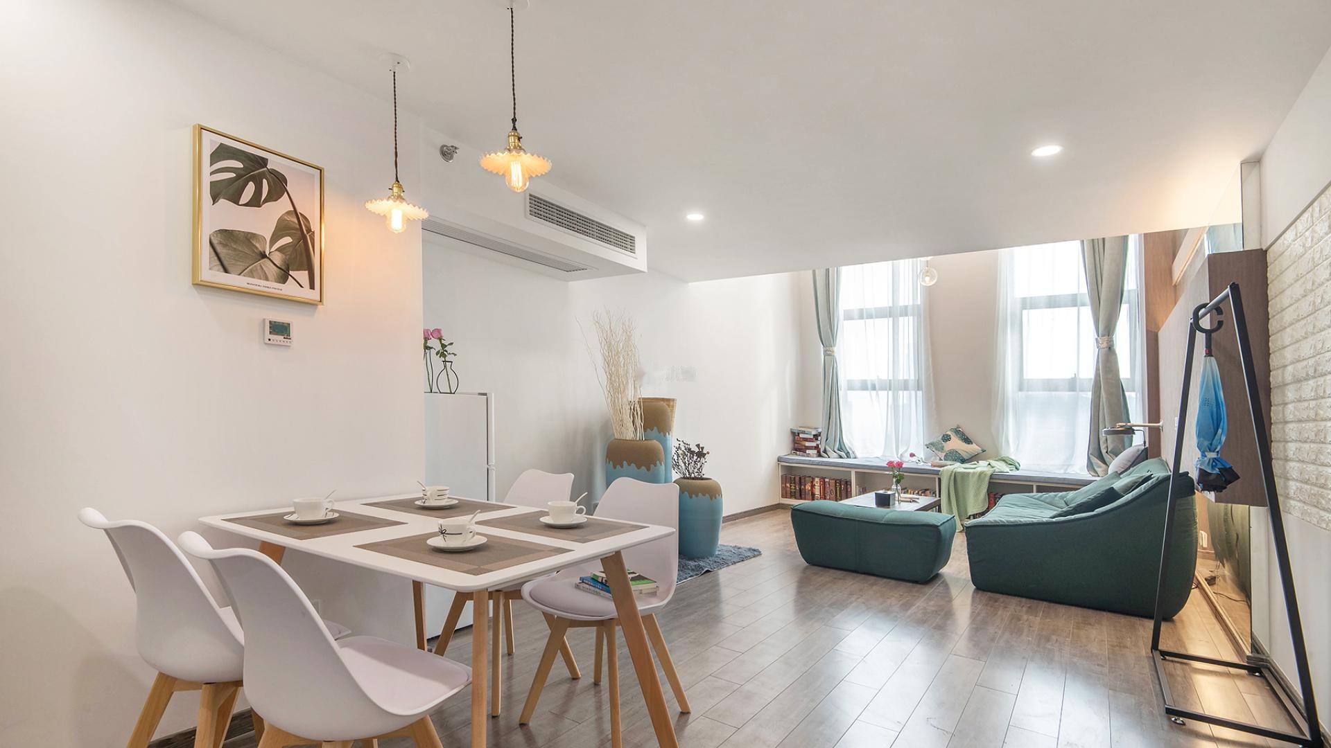 近平江路观前街拙政园+地铁直达火车站  loft豪华投影大床房