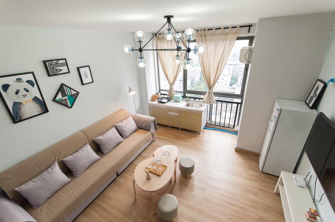 成都以梦为马春熙路太古里简欧复式两居室