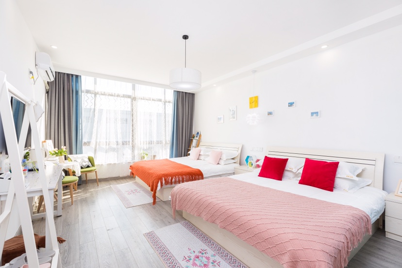 免费接送迪士尼 超大套房 临近野生动物园/浦东机场/地铁2直达