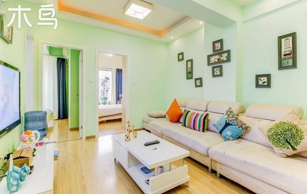 武侯祠锦里民大体院豪华现代两居室