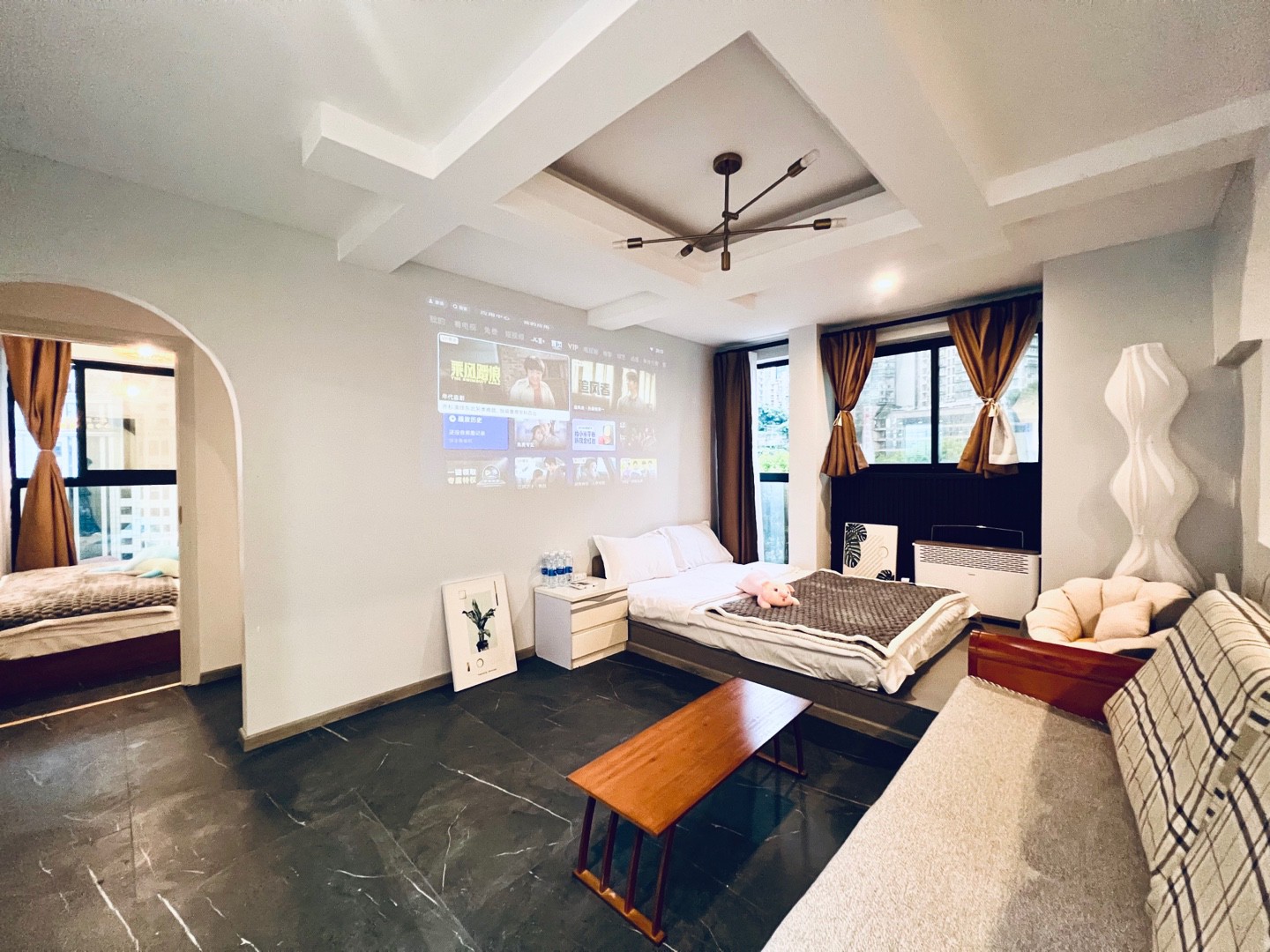 紧靠解放碑/洪崖洞/精致一线江景/两室一厅三床房