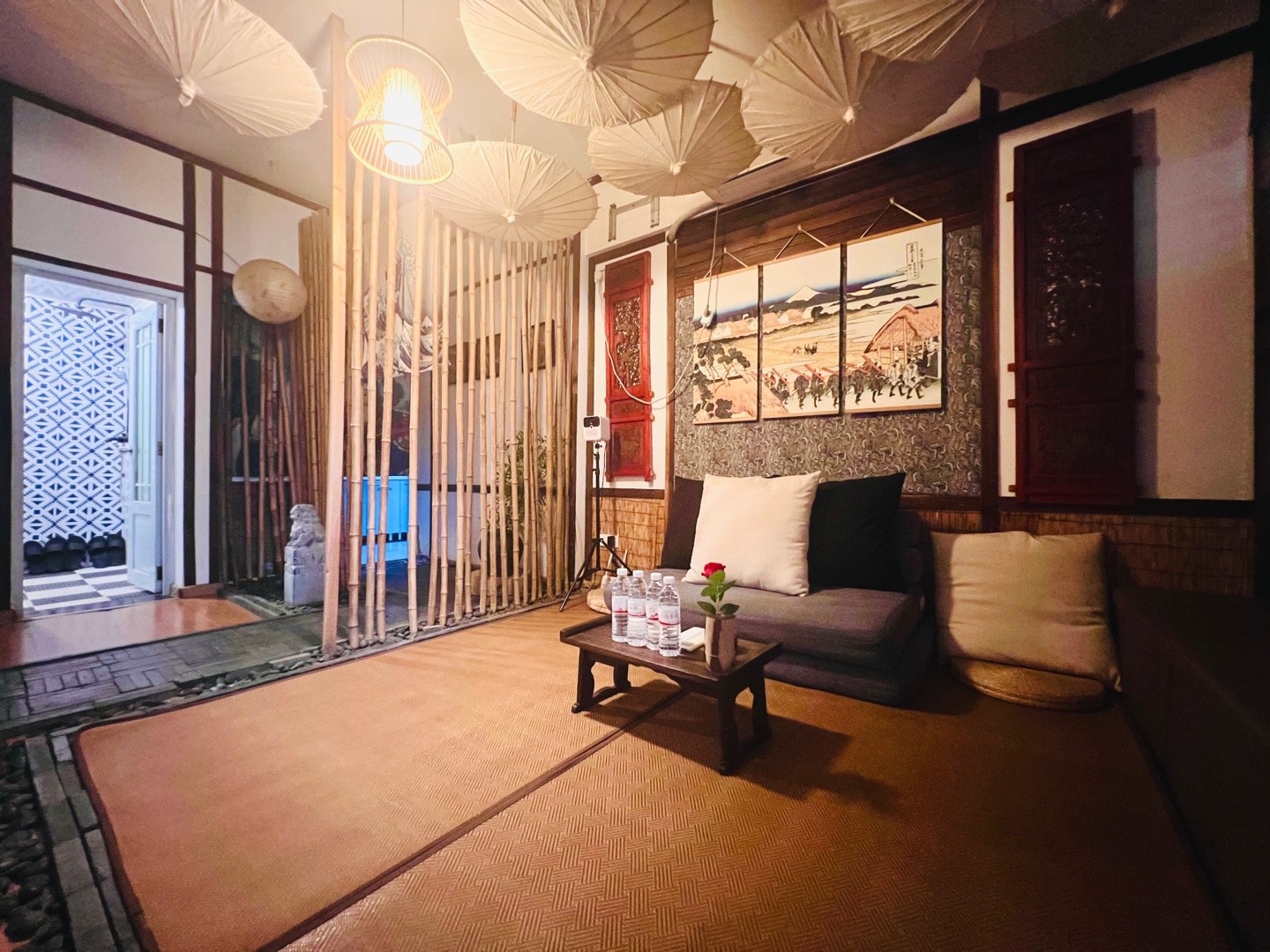 近洪崖洞/解放碑/山城步道/日式装修/可寄存行李/江景房