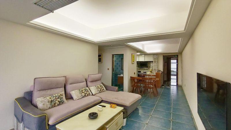 南澳岛-海泉湾-南北向卓冀中高层-看海景日出日落四房二(同层二套独立两房一合成的四房，通道来往)