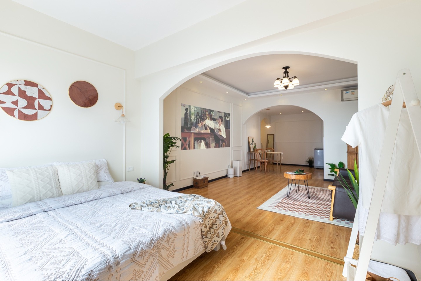 暂不接待【萩】全景落地窗高层夜景66平大空间｜步行观音桥九街北仓｜吃货天堂繁华夜