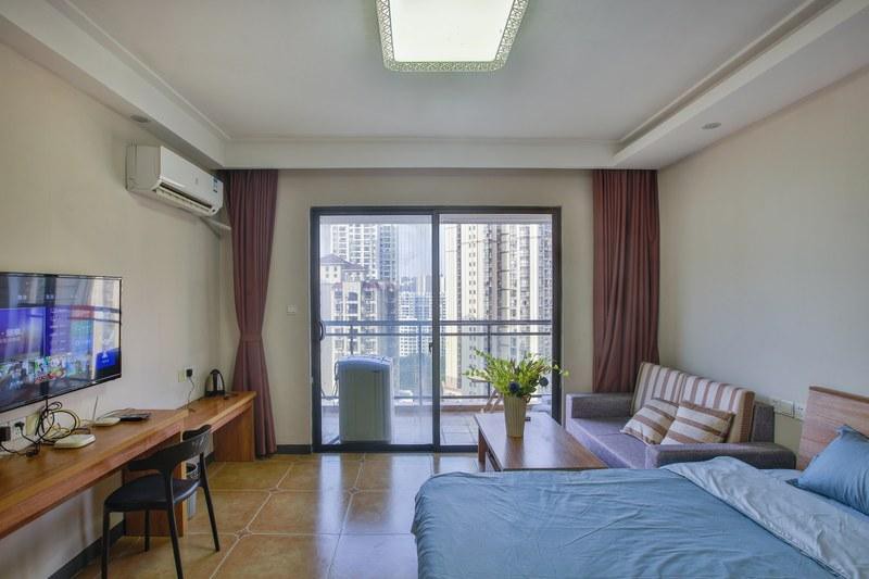 【铂尔曼居@蓝海名都@大床房】近码头，近银滩，近侨港，实拍，精品一居