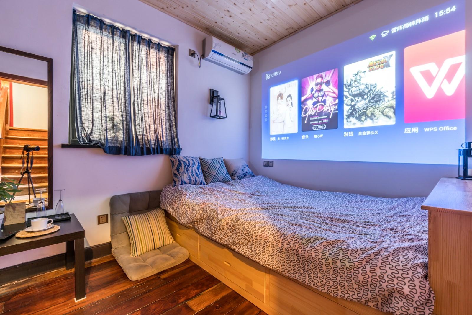 6133淮海路*私人影院*地铁3分钟*行李寄