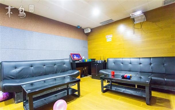 朝阳门外大猫儿轰趴馆 5小时/场 请提前沟通