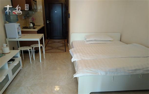 祈福新村缤纷汇玲珑一房