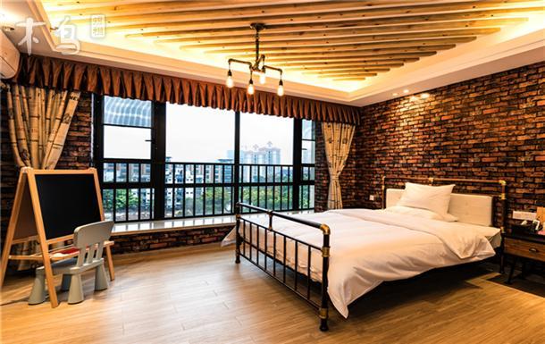 [静栖】免费接送景区服务，可步行到欢乐世界北门和大马戏一美式工业复古大床房