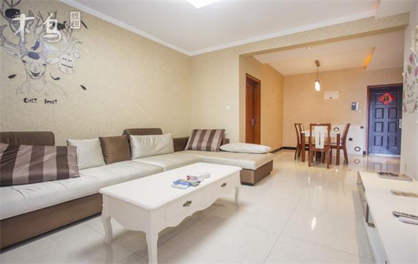 海洋馆大唐芙蓉园大雁塔音乐喷泉温馨二室