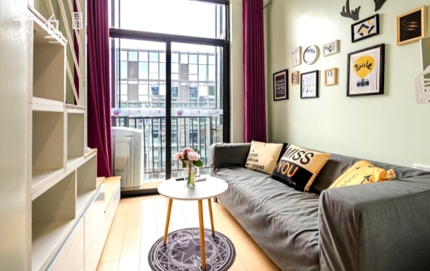 天河区万科米酷ins风小清新错层小复式3