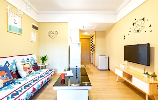 近地铁口/机场/科技园 舒适1居