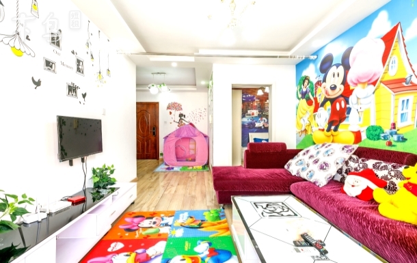 免费接送迪士尼乐园 浦东机场附近两居室